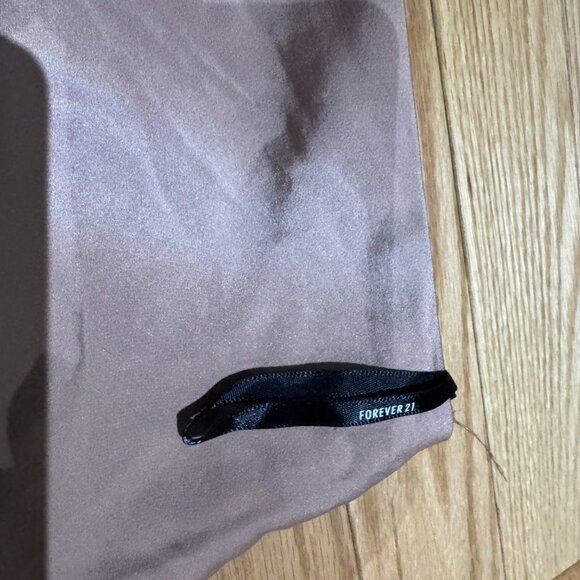 Pink forever 21 skirt - Picture 2 of 5